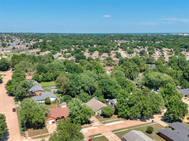 2307 Louise Lane, Norman, OK 73071
