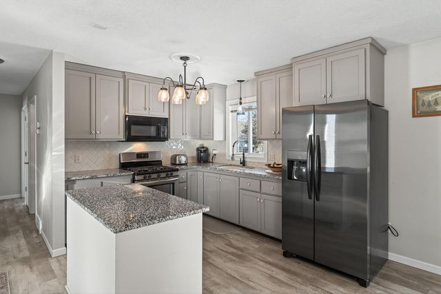 13919 Quinn Street NW, Andover, MN 55304