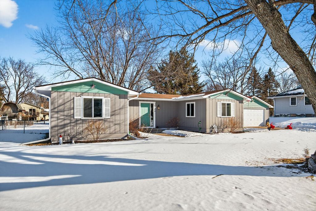 13919 Quinn Street NW, Andover, MN 55304