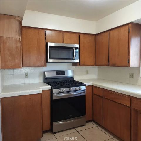 35595 Ramada Ln., Yucaipa, CA 92399