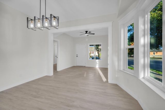 1249 S Madison St, Stockton, CA 95206