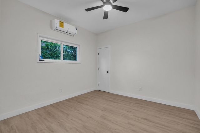 1249 S Madison St, Stockton, CA 95206