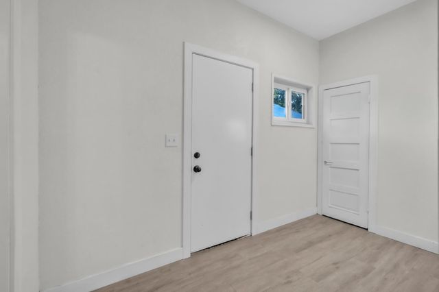 1249 S Madison St, Stockton, CA 95206