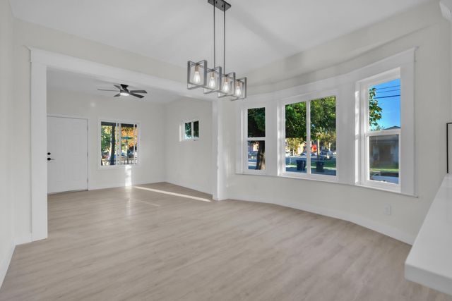 1249 S Madison St, Stockton, CA 95206