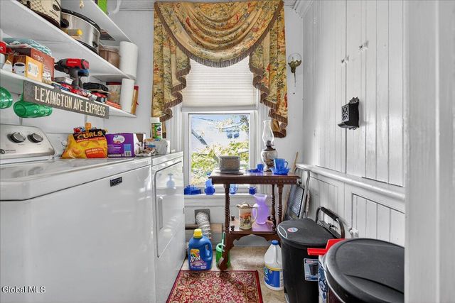 20 Saratoga Avenue, Mechanicville, NY 12118