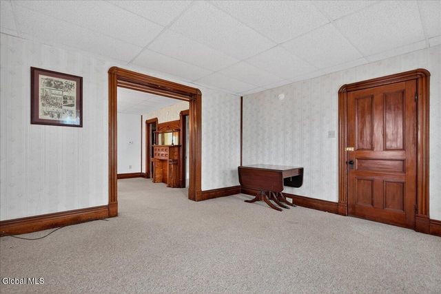 20 Saratoga Avenue, Mechanicville, NY 12118