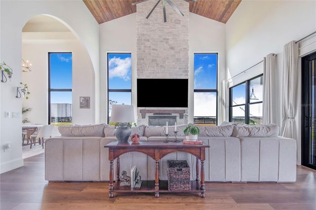 1109 MINUTE MANN ROAD, Frostproof, FL 33843