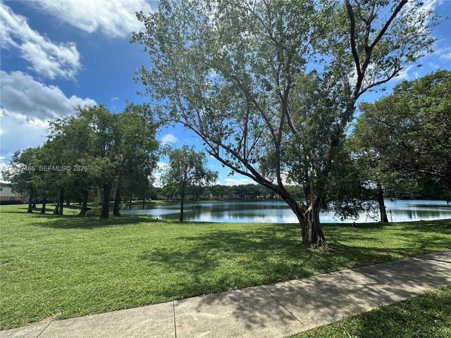 3630 N 56th Avenue 310, Hollywood, FL 33021