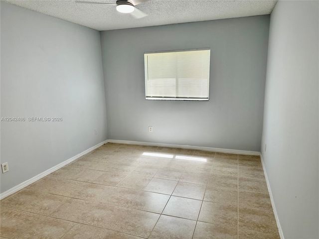 3630 N 56th Avenue 310, Hollywood, FL 33021