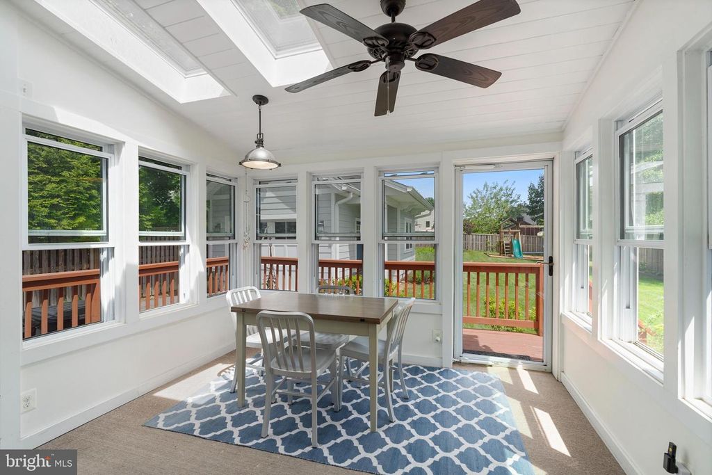 Image 19 of property listing at 2107 OAK LODGE RD, Baltimore, MD 21228