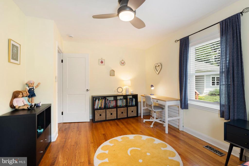 Image 24 of property listing at 2107 OAK LODGE RD, Baltimore, MD 21228