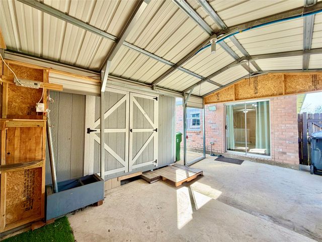 7409 Cresswell Drive, Arlington, TX 76001