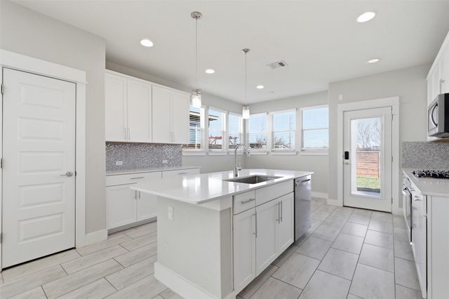 14009 Eucalyptus BND, Austin, TX 78717