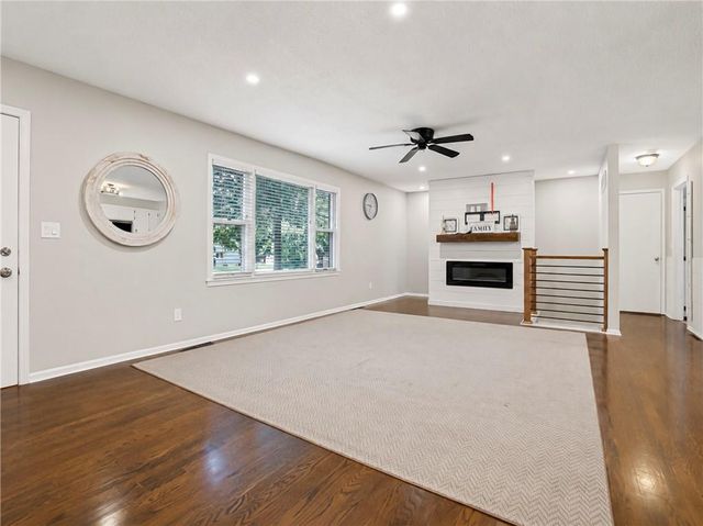 305 S Berkley Street, Louisburg, KS 66053