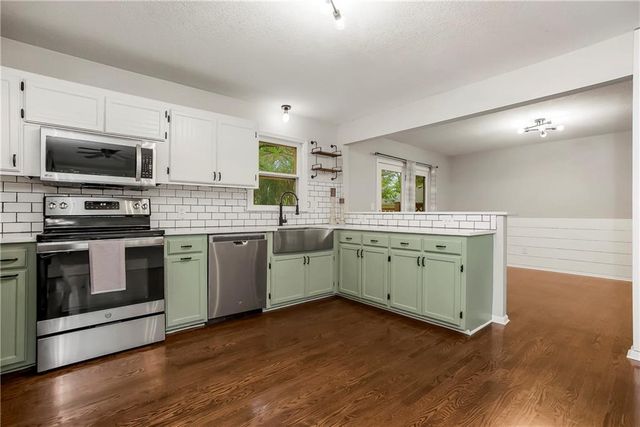 305 S Berkley Street, Louisburg, KS 66053