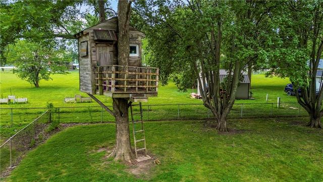 305 S Berkley Street, Louisburg, KS 66053