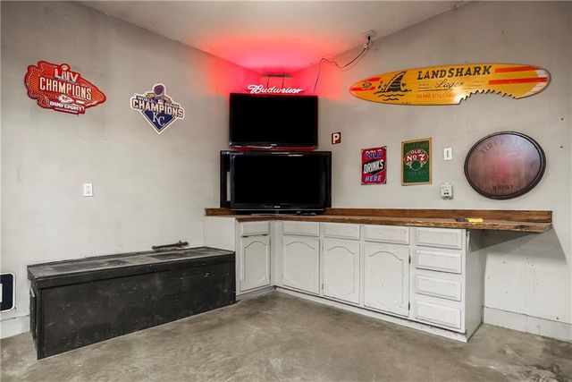 305 S Berkley Street, Louisburg, KS 66053