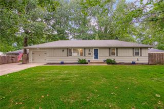 305 S Berkley Street, Louisburg, KS 66053
