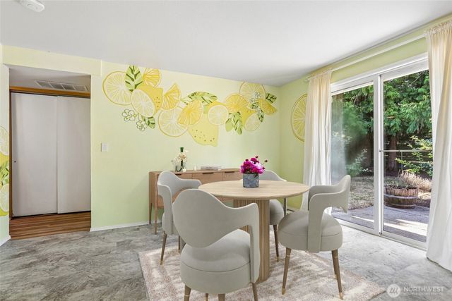 10809 SE 235th Street, Kent, WA 98031