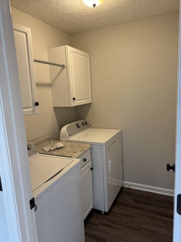 122 Mansker Park Dr, Hendersonville, TN 37075