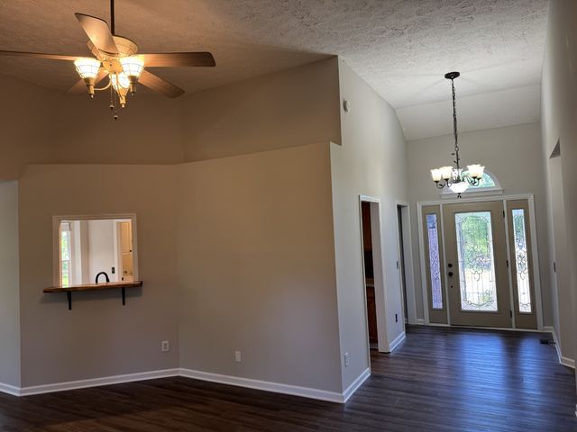 122 Mansker Park Dr, Hendersonville, TN 37075