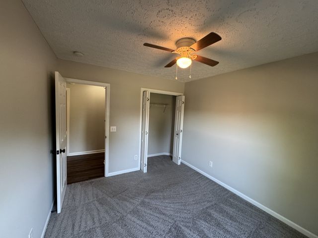 122 Mansker Park Dr, Hendersonville, TN 37075