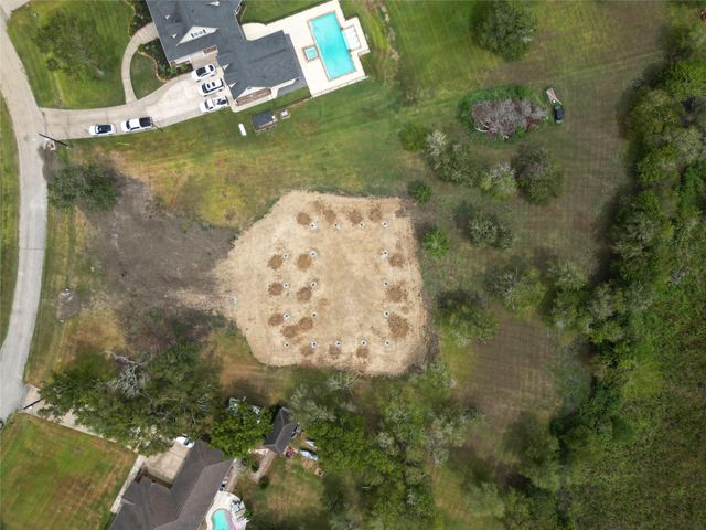 1828 Bayou Breeze Drive, Baytown, TX 77523