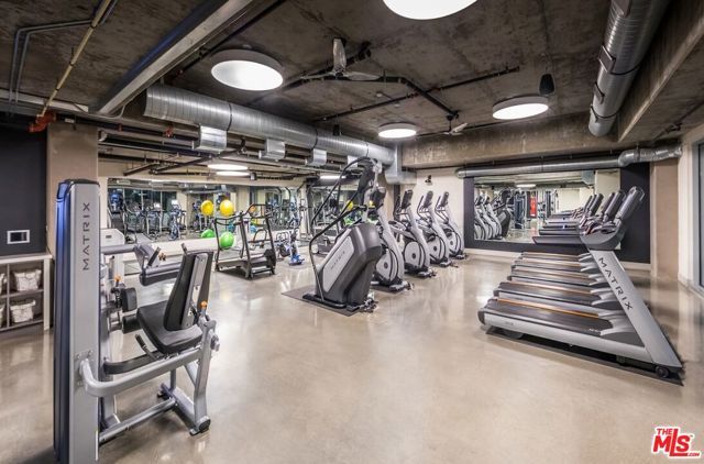 1120 W 6th Street 1555, Los Angeles, CA 90017