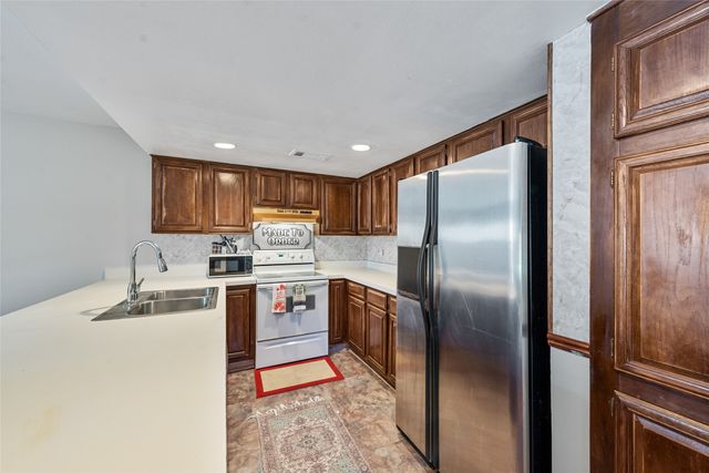 442 Yacht Club Drive B, Rockwall, TX 75032