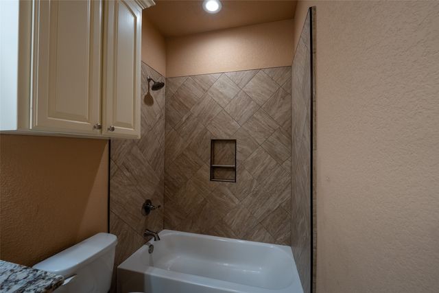 3324 Shawnee Trail, Lake Worth, TX 76135