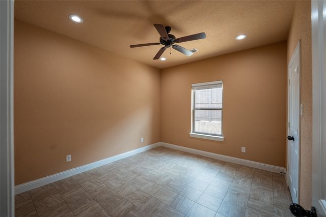 3324 Shawnee Trail, Lake Worth, TX 76135