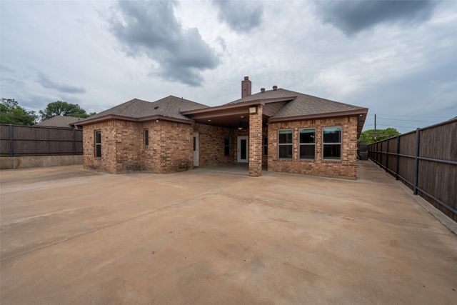3324 Shawnee Trail, Lake Worth, TX 76135