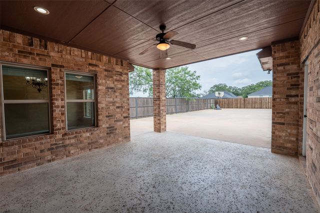 3324 Shawnee Trail, Lake Worth, TX 76135