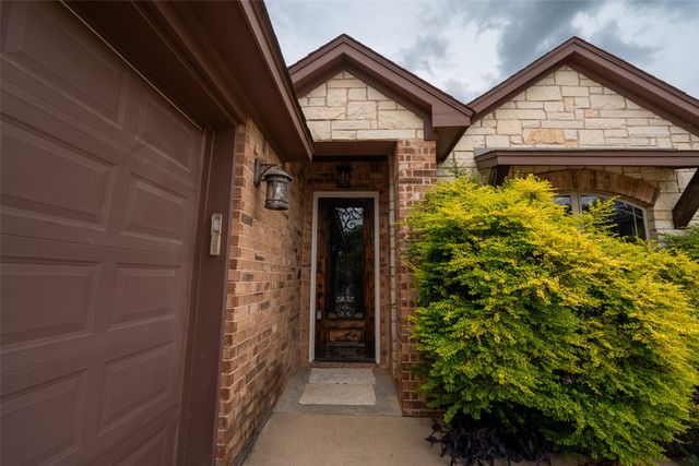 3324 Shawnee Trail, Lake Worth, TX 76135