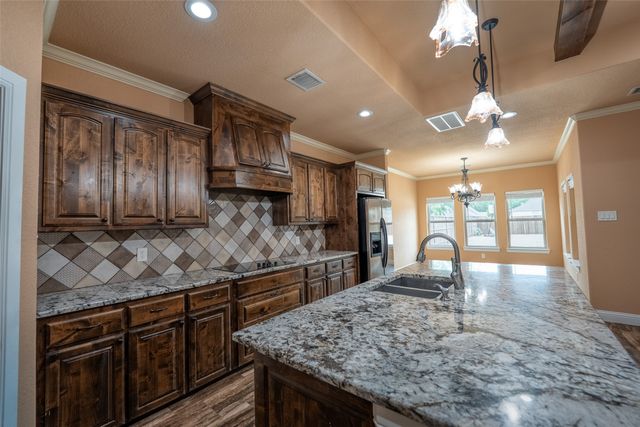 3324 Shawnee Trail, Lake Worth, TX 76135