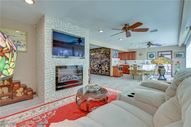 485 Sari Drive, Las Vegas, NV 89110