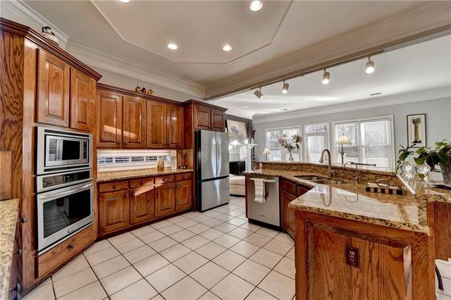 3610 Mansions Parkway, Berkeley Lake, GA 30096