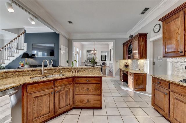 3610 Mansions Parkway, Berkeley Lake, GA 30096