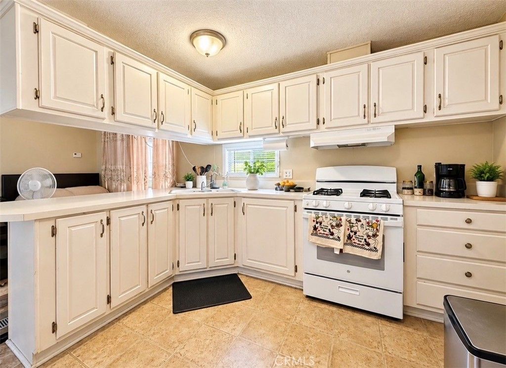 17820 Lakewood Avenue 24, Bellflower, CA 90703 — photo 2