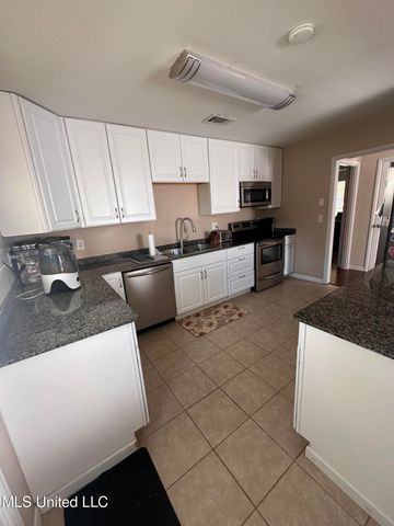 2214 Odonnell Boulevard, Gulfport, MS 39507
