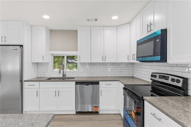 2780 Long Way, Decatur, GA 30032