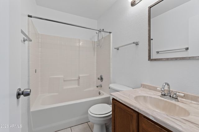 3963 E TREMAINE Avenue, Gilbert, AZ 85234