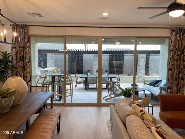 9976 W CHEERY LYNN Road, Avondale, AZ 85392