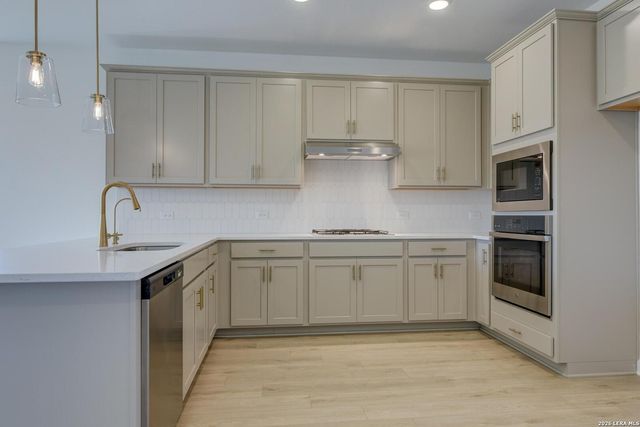 1234 Hightower Ln, San Antonio, TX 78245