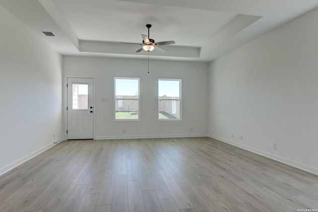 1234 Hightower Ln, San Antonio, TX 78245