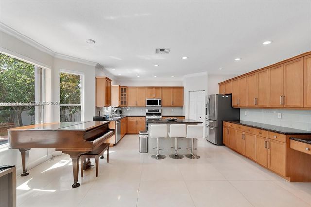 5067 SW 162nd Ave, Miramar, FL 33027