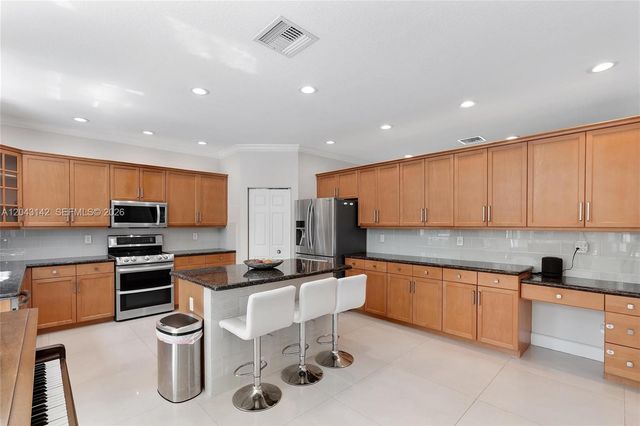 5067 SW 162nd Ave, Miramar, FL 33027