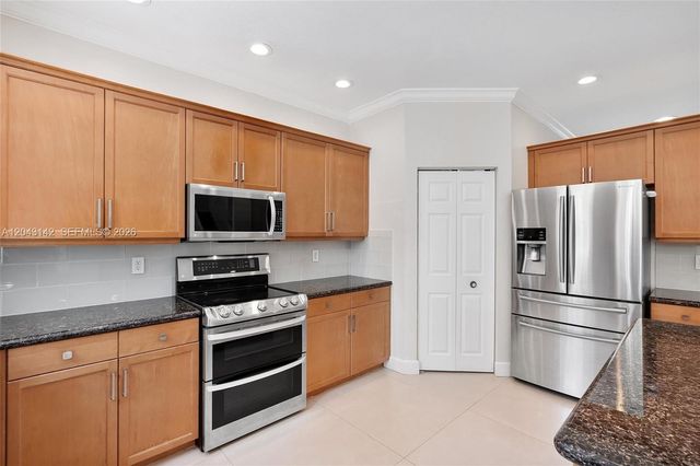 5067 SW 162nd Ave, Miramar, FL 33027