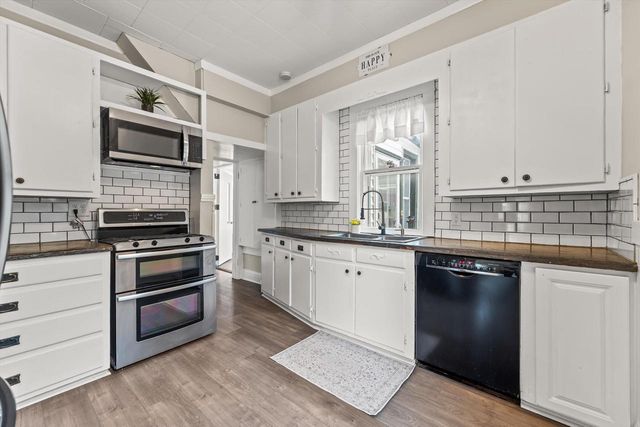 140 Spring STREET, Waukesha, WI 53188