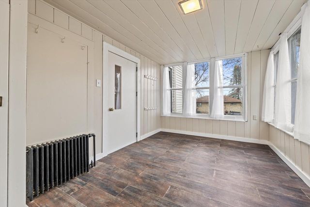 140 Spring STREET, Waukesha, WI 53188